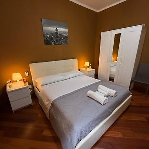 Camera con letto king size